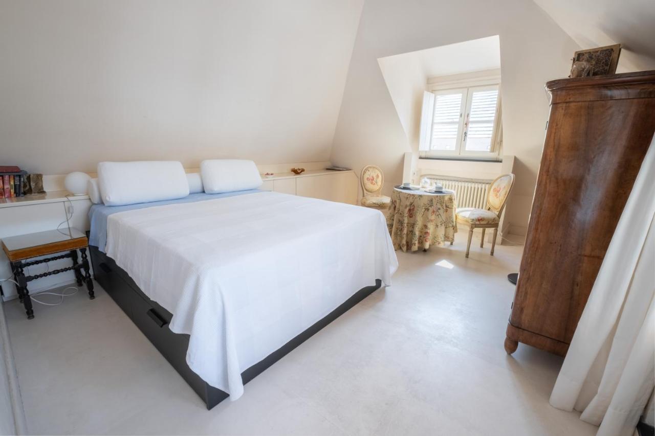 Attico Palazzo Giustiniani Bed & Breakfast Genova
